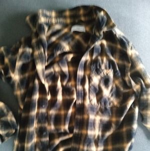 Aritzia plaid shirt